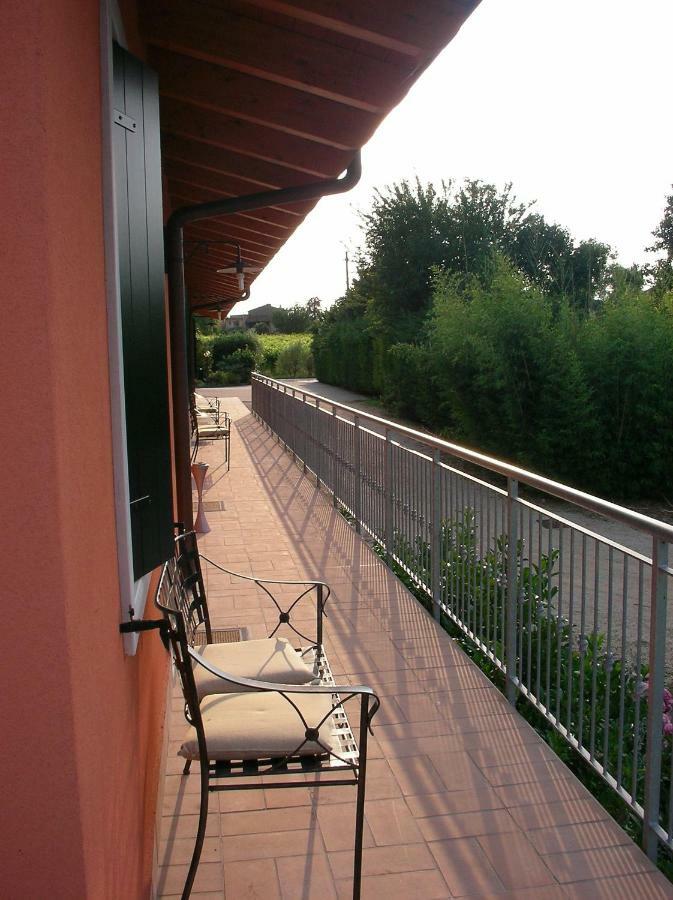 Agriturismo Al Dugale Lazise Bagian luar foto